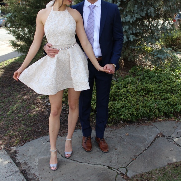 Cream Floral Party Dress - Picture 2 of 5